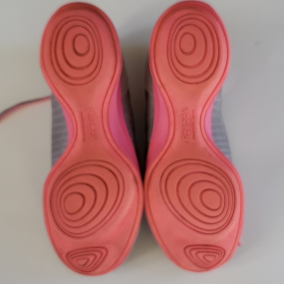 Reebok shoes - Picture 7 of 8